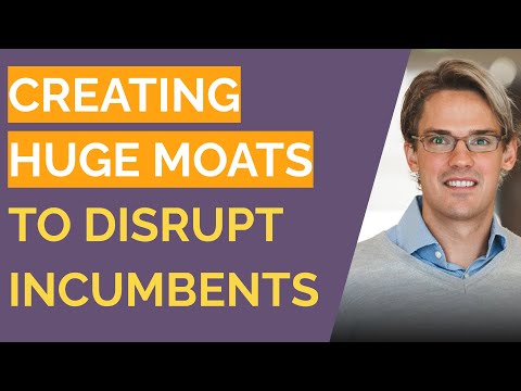 How to Use Data Feedback Loops to Build Massive Moats &amp; Drive Growth with Tomasz Tunguz