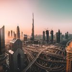A Dubai l’architettura è il muto testimone d’un altro mondo possibile